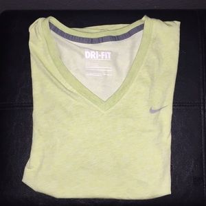 v neck t-shirt